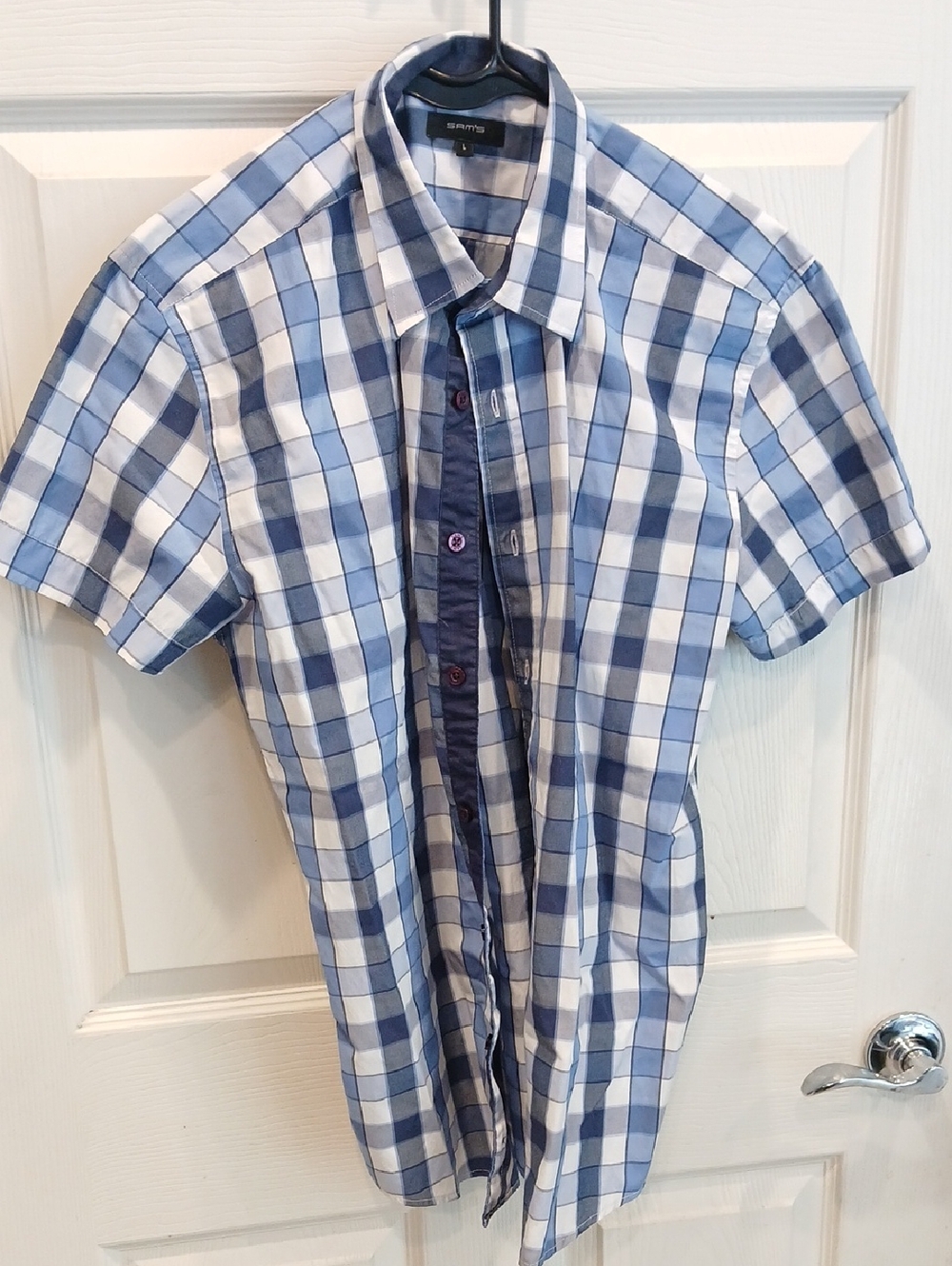 Sam's Blue & White Plaid Short-Sleeve Button-Down Shirt